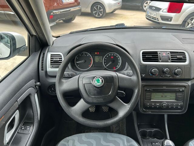 SKODA FABIA CONFORT 1.2 SPANISH LHD IN SPAIN 126000 MILES BARGAIN PX 2009